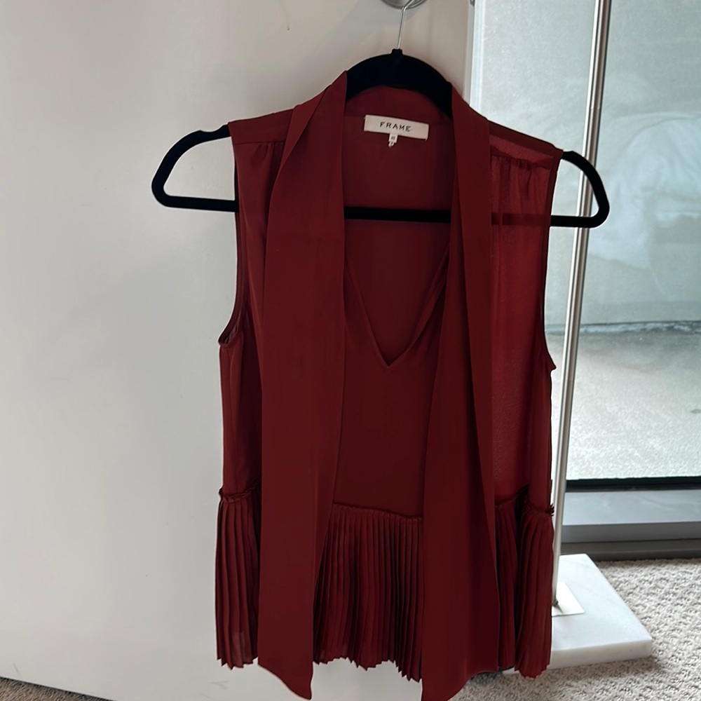 Frame 100% silk blouse with bow tie